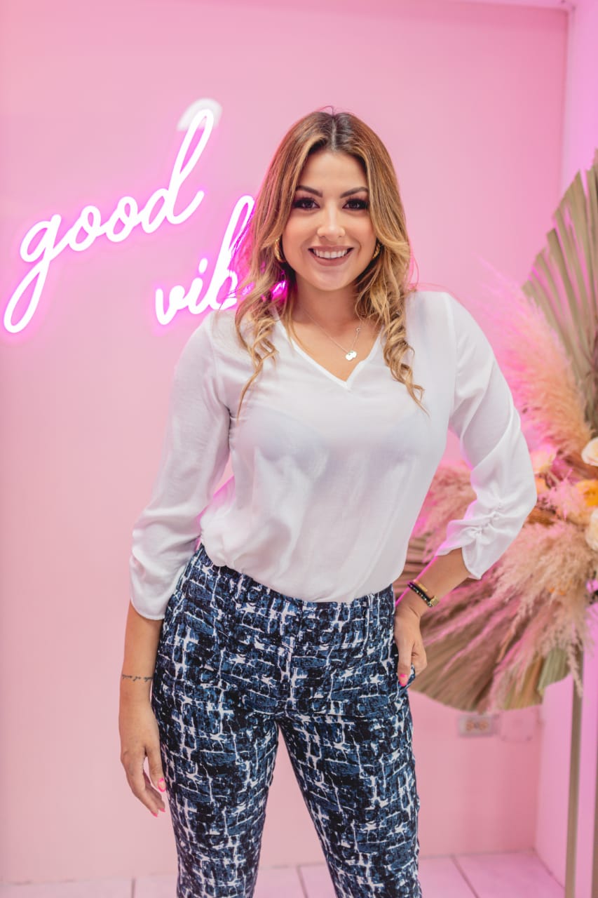 BLUSA BLANCO M-3/4 FRUNCIDO ESCOTE V