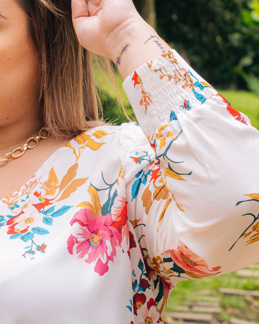 Blusa blanca estampado floral