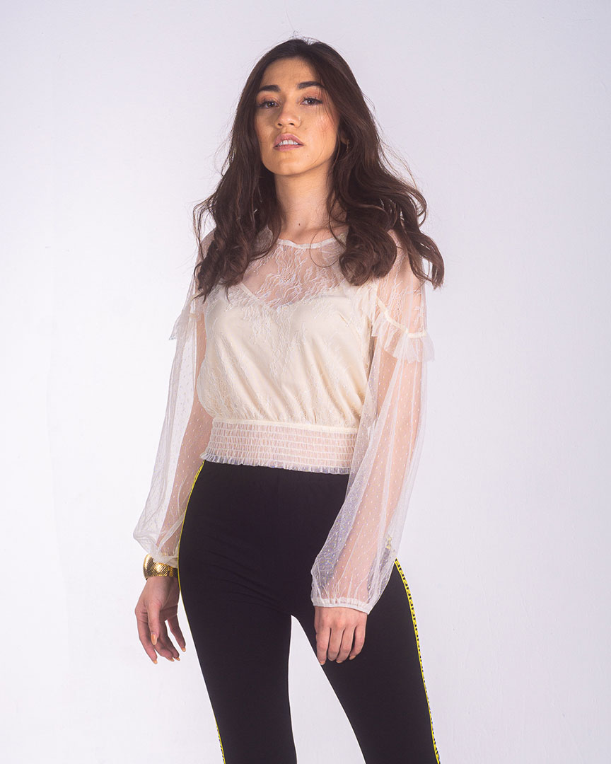 Blusa detalles de transparencia