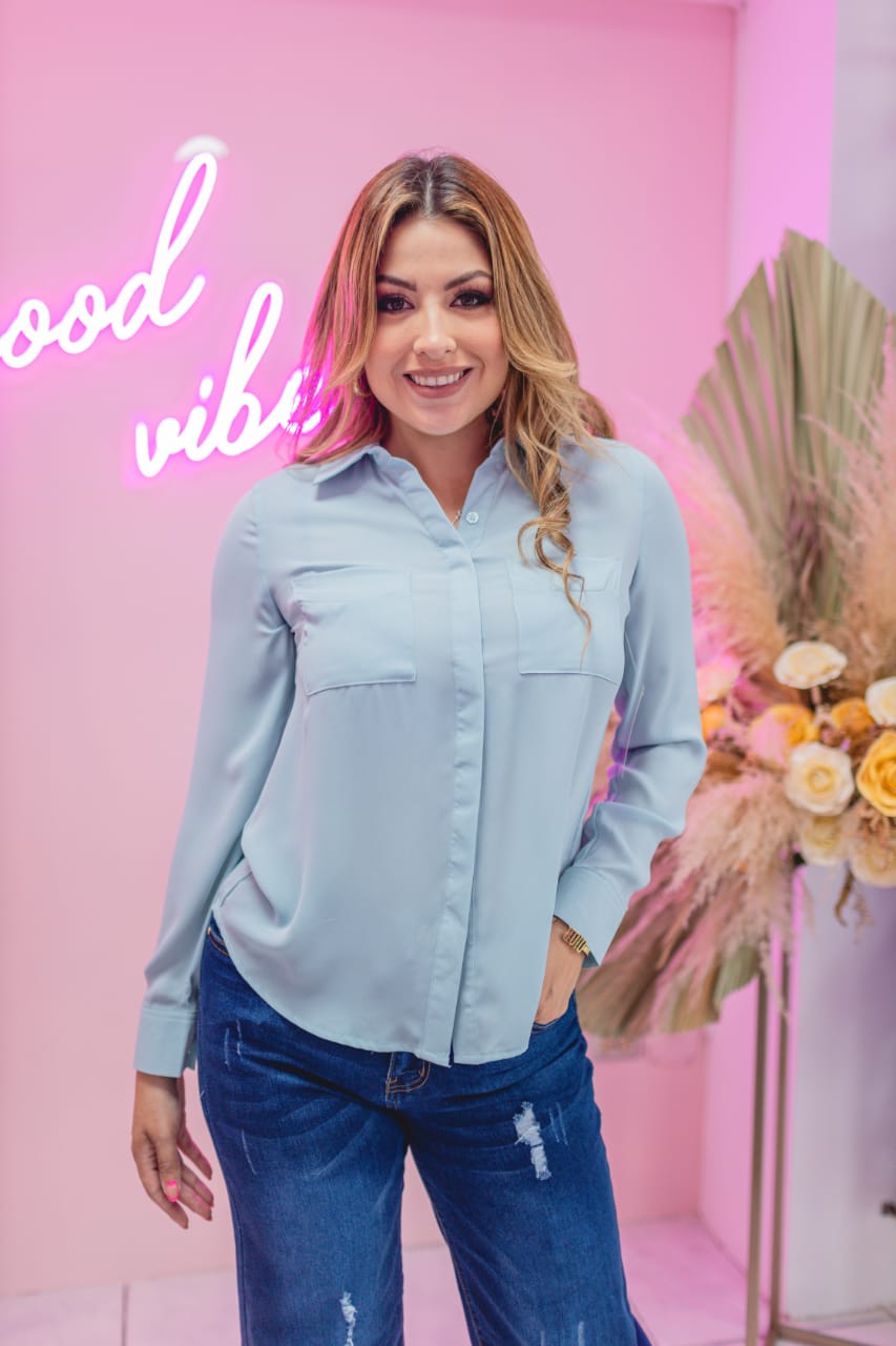 CAMISERO DAZZ CELESTE BOLSA PARCHE LISA