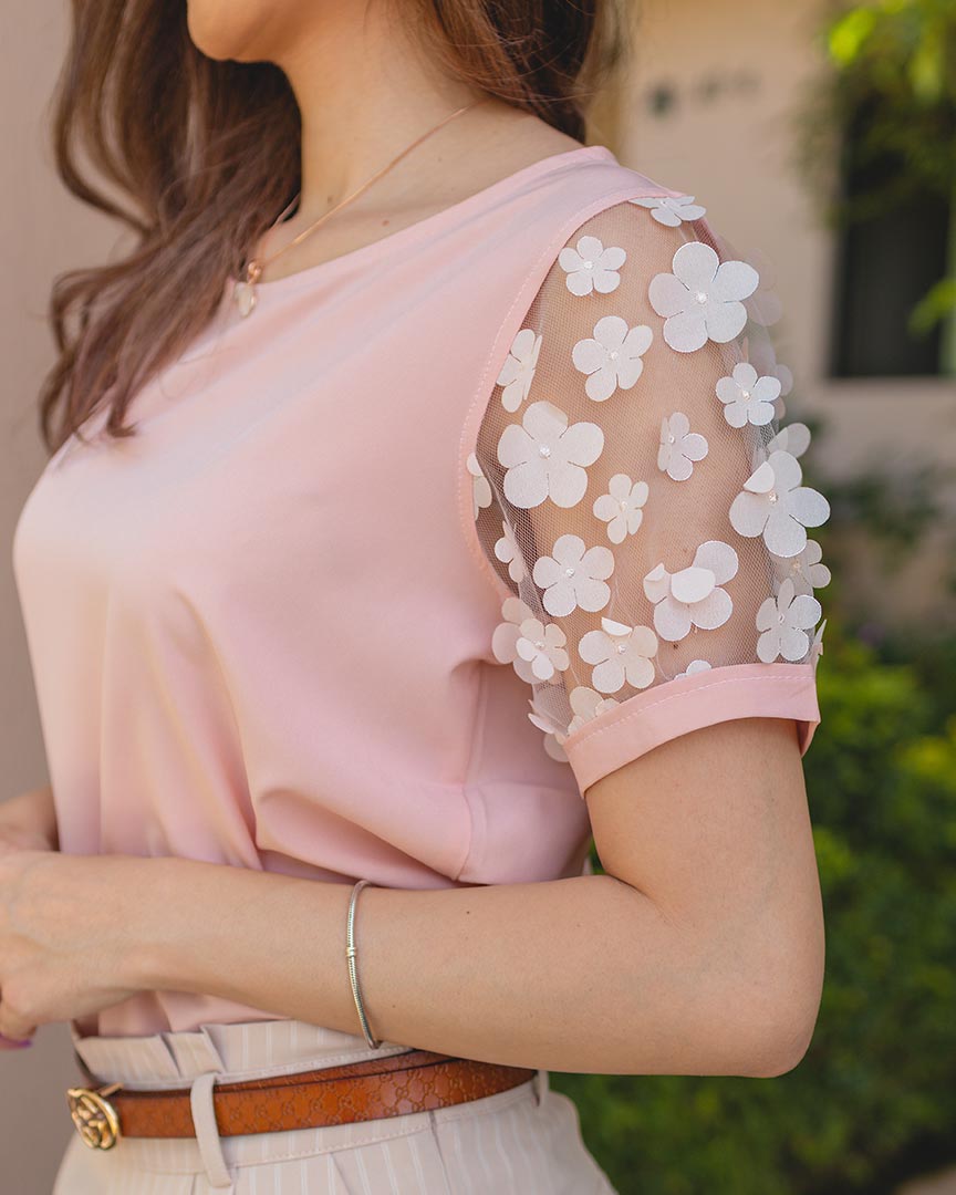 Blusa mangas con transparencia